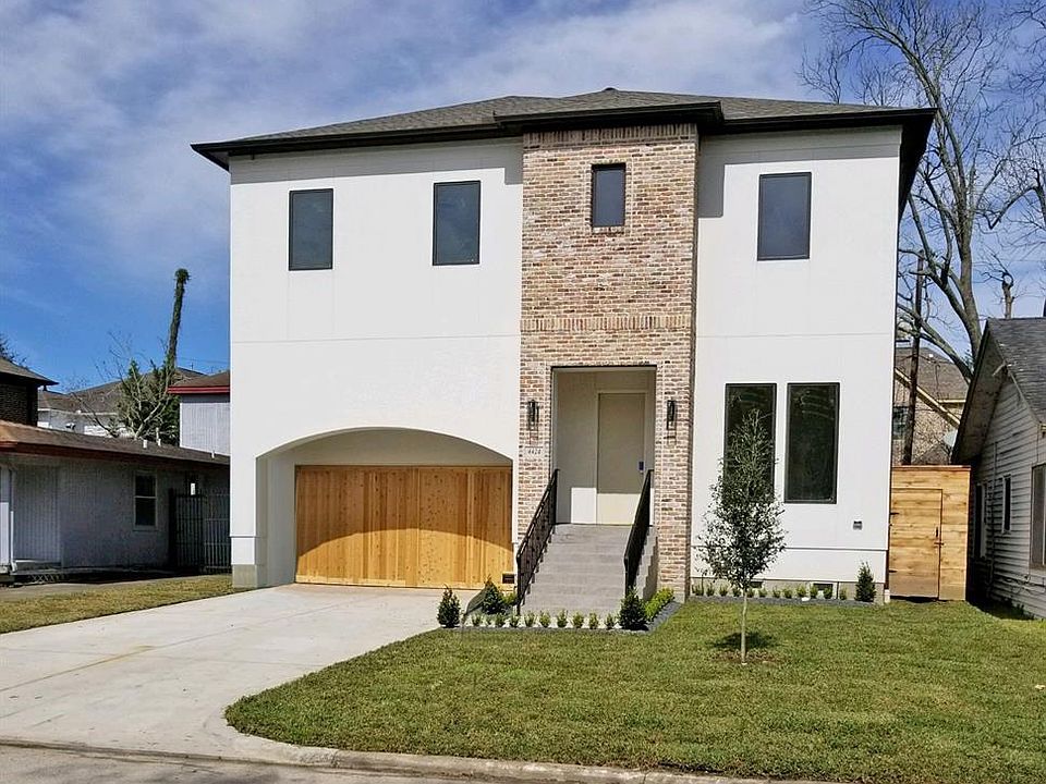 2nd image of 4424 Oleander St