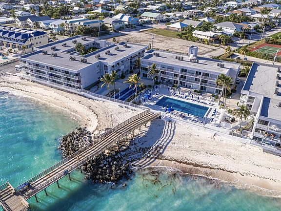 3rd image of 201 E Ocean Dr #104