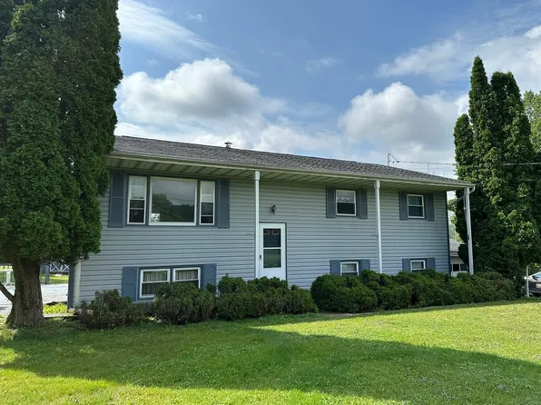 542 Nowlan Rd, Binghamton, NY 13904