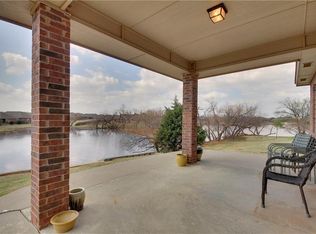 15801 Petaluma Pl, Edmond, OK 73013