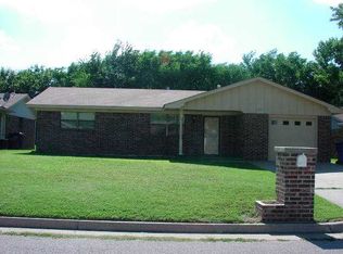 316 Hal Dr, El Reno, OK 73036