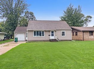 808 Boxelder Ave, Marshall, MN 56258