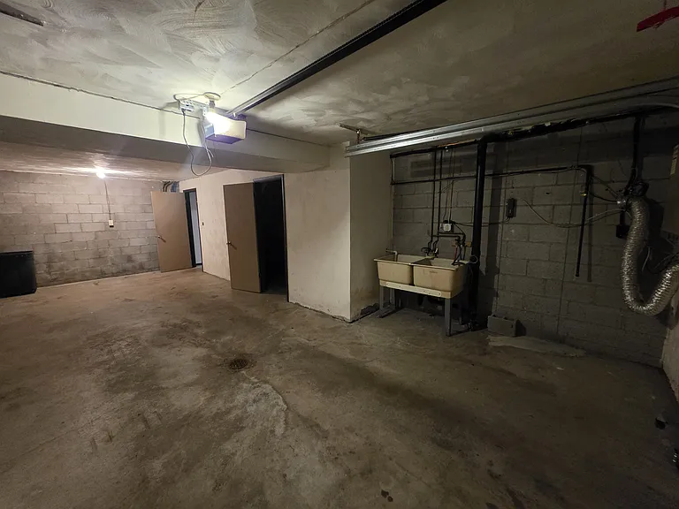 1040 Largo Way #1040 — Photo 16