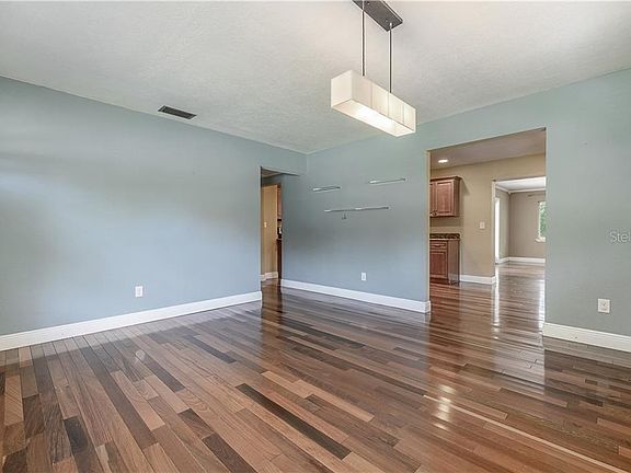 5th image of 4001 W Euclid Ave
