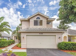 9358 Arborwood Cir, Fort Lauderdale, FL 33328