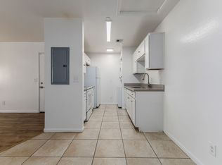 32 North, Phoenix, AZ 85008