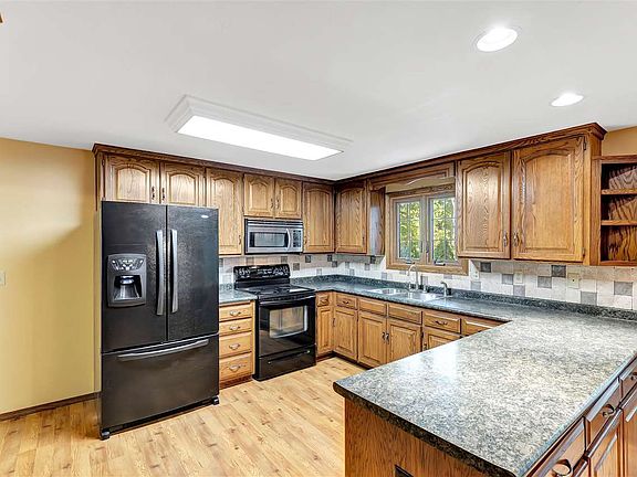 3rd image of 1951 Knotty Pine Dr