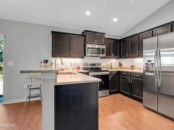 3rd image of 8065 Diamond Creek Ln