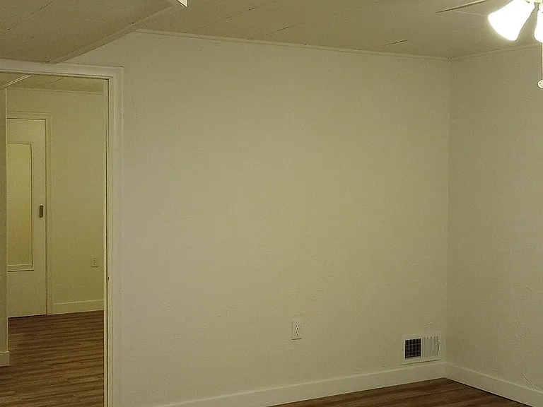 2576 Jackson Ave #2576 — Photo 7
