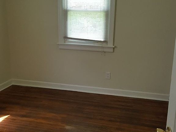 5th image of 905 Lafayette St #3558745