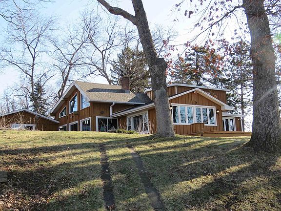 2nd image of W9847 Dunn Road