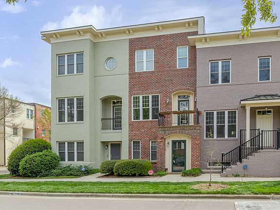 4th image of 166 Finsbury St #1