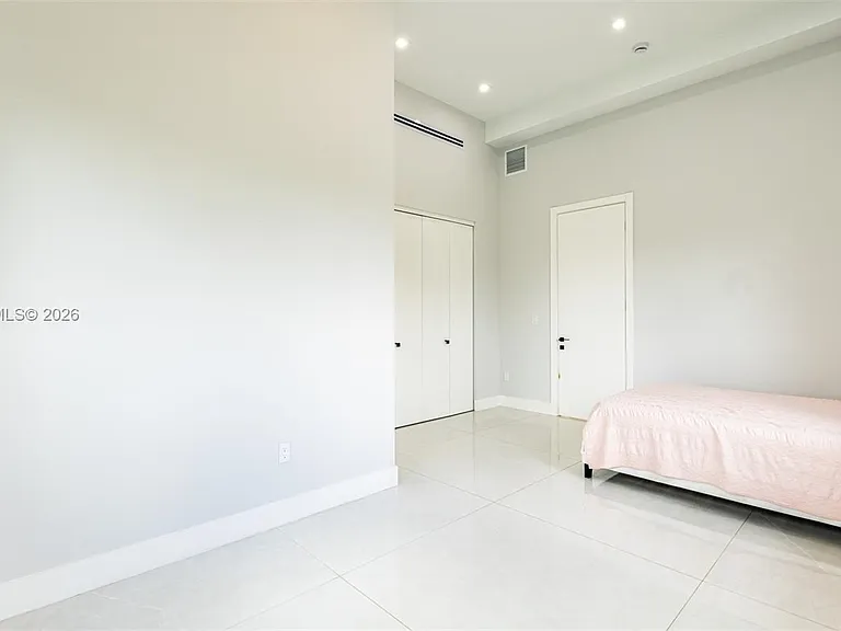 11450 SW 59th Ter — Photo 13