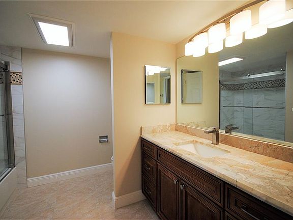 4th image of 7037 Sunset Dr S APT 303