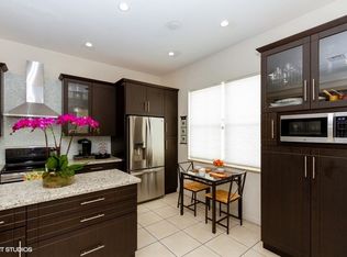 8807 NW 180th Ter, Hialeah, FL 33018