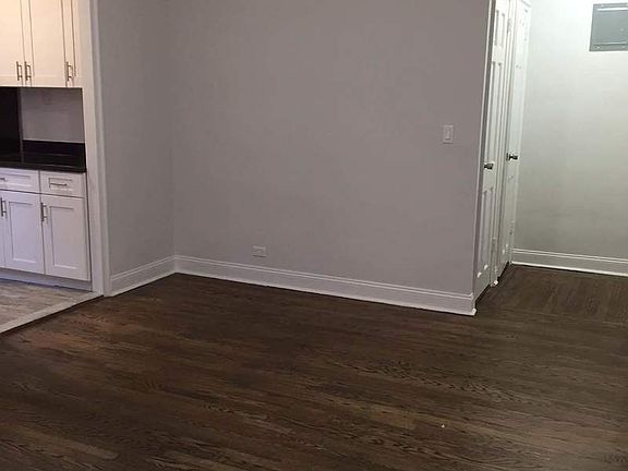 3rd image of 6981 108th St APT 6E