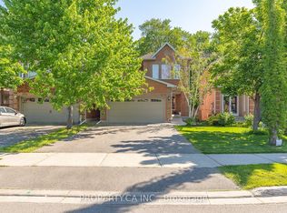 3788 Forest Bluff Cres, Mississauga, ON L5N 7T8