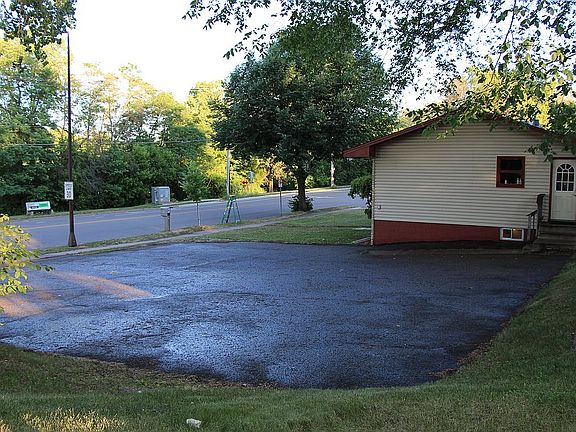 Parking Lot

