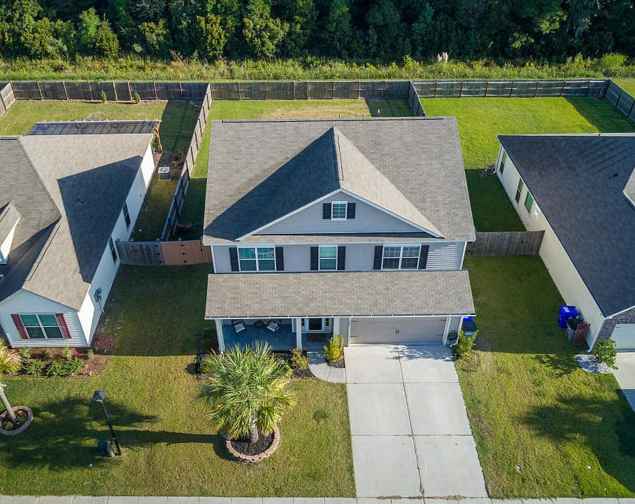 2nd image of 7636 High Maple Cir