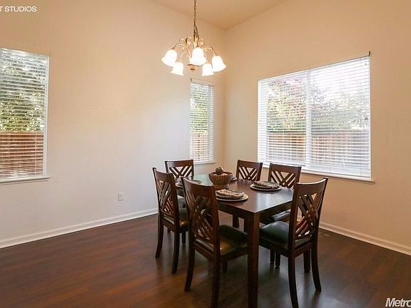 5th image of 7968 Halesworth Dr