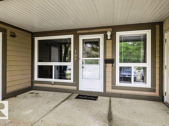3rd image of 70 Woodlands Rd Unit 107