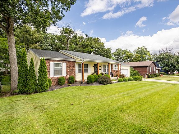 2nd image of 419 Timber Dr