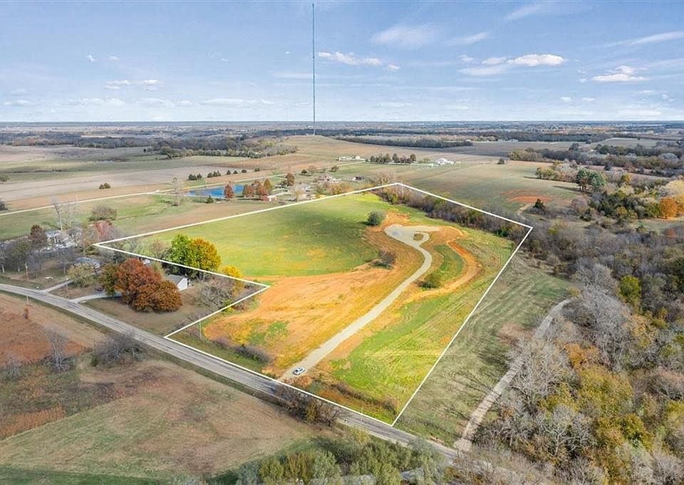 1st image of East Dr #1700