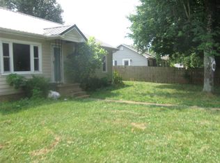 405 Elm St, Philadelphia, TN 37846