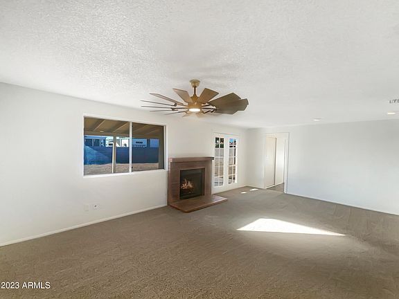 3rd image of 9219 W MESCAL Street