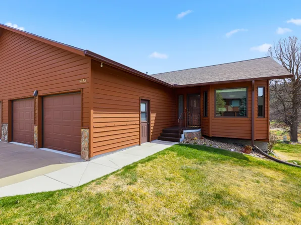 1055 Duffer Dr, Rapid City, SD 57702