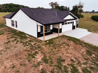 15569 E Pawhuska Rd, Nevada, MO 64772