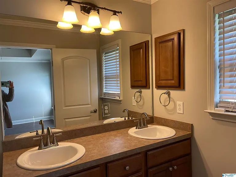 266 Village Springs Dr — Photo 11