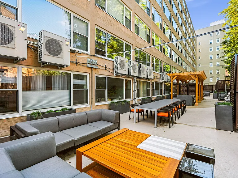 Forte at 1440 Beacon — Photo 38