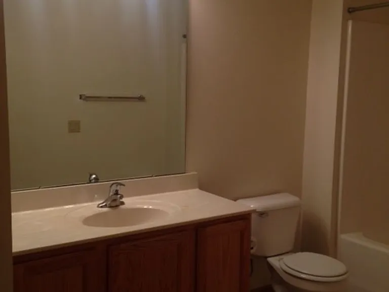 Seminole Woods Apartments — Photo 22