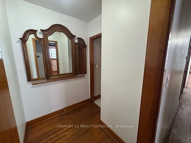 71 Prince Of Wales Dr #MAIN — Photo 21
