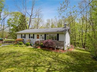61 Cherry Ln, Stormville, NY 12582