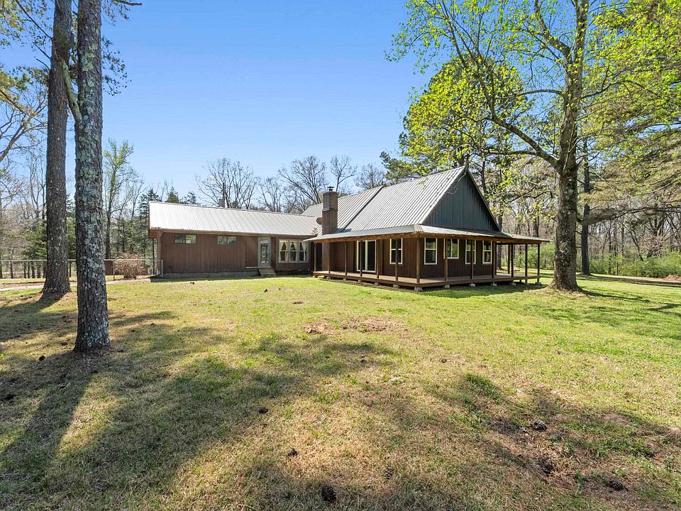 1st image of 330 Wildflower Dr