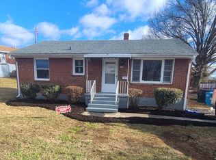 1601 Cove Rd NW, Roanoke, VA 24017