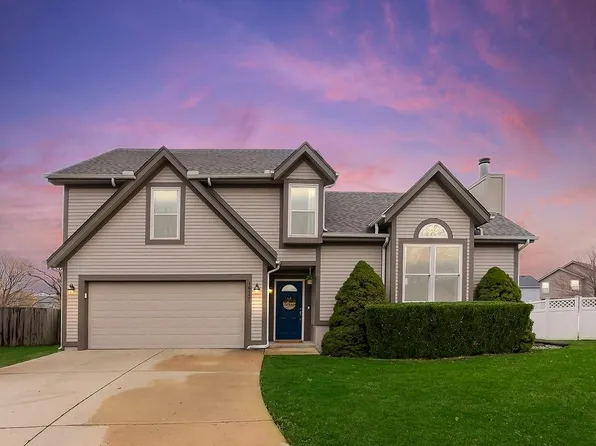 16131 S Matt Ct, Olathe, KS 66062