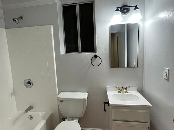 4th image of 1812 S Bonnie Brae St APT 1