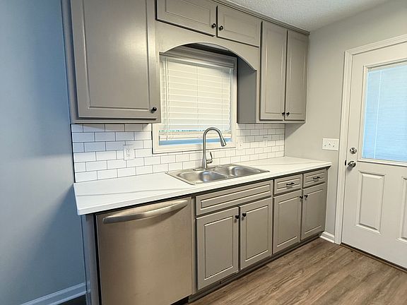 5th image of 2538 Ben Higgins Rd