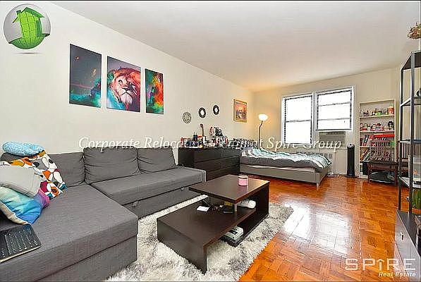 1st image of 3091 Crescent St APT 1E