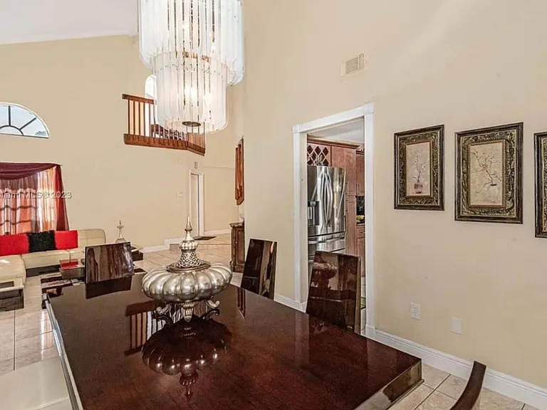 15565 SW 63rd Ter — Photo 25