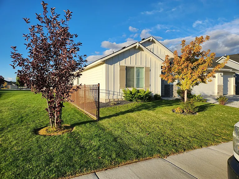 11810 W Hidden Point — Photo 2