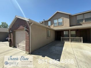 116 W Newbury Ln, Harrisville, UT 84414