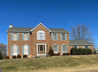 99 Dinwiddie Ct, Stephens City, VA 22655