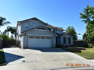 7013 Freesia Ct, Corona, CA 92880