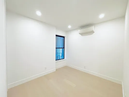 Rented by REAL New York | media 13