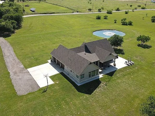 261 Mercers Preserve Rd, Comanche, TX 76442