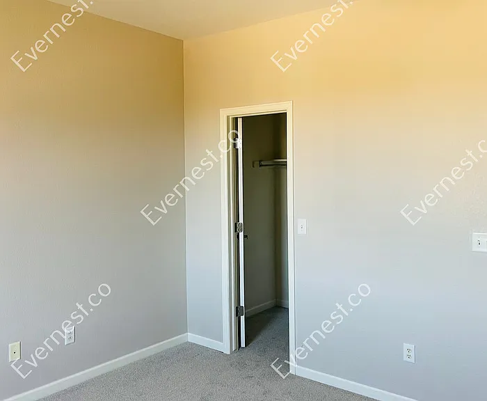 2851 Kansas Dr — Photo 18